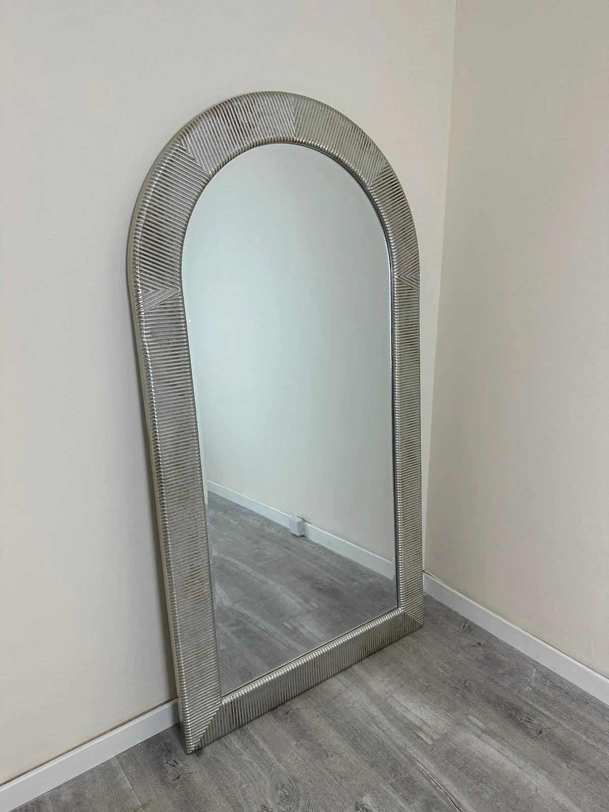 ARCH MIRROR