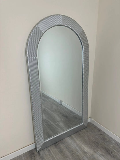 ARCH MIRROR