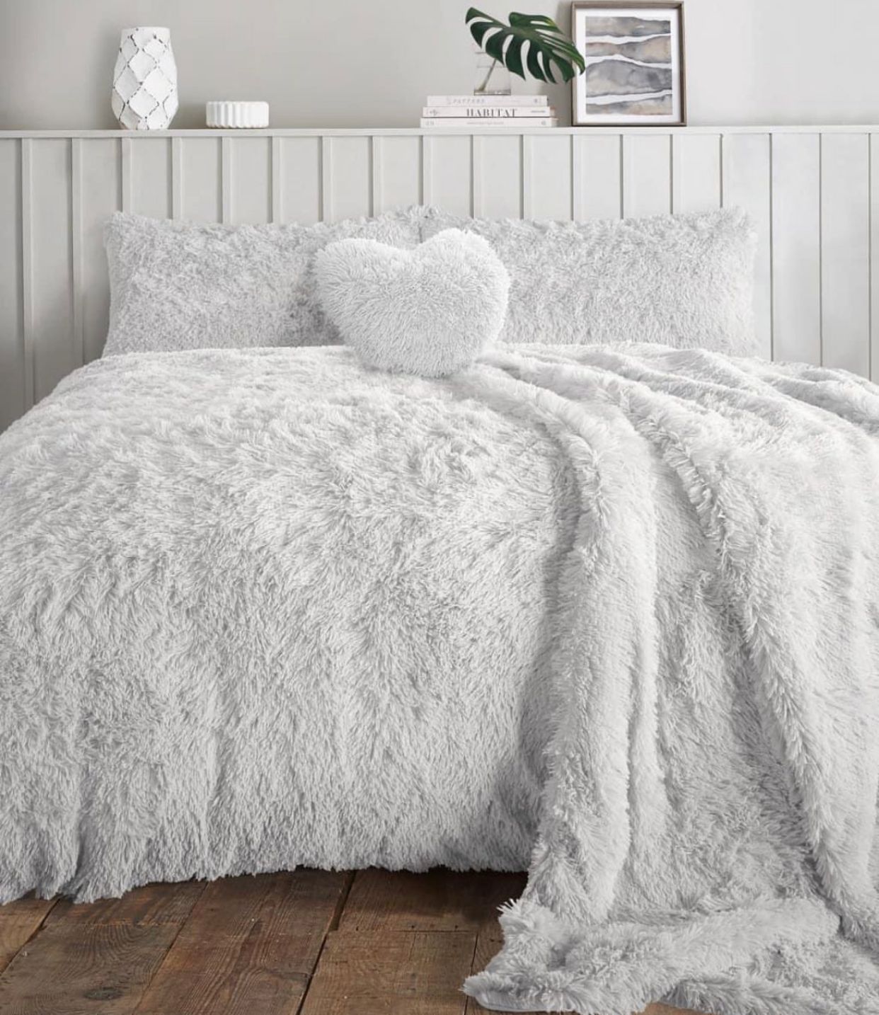 Fluffy Bedding