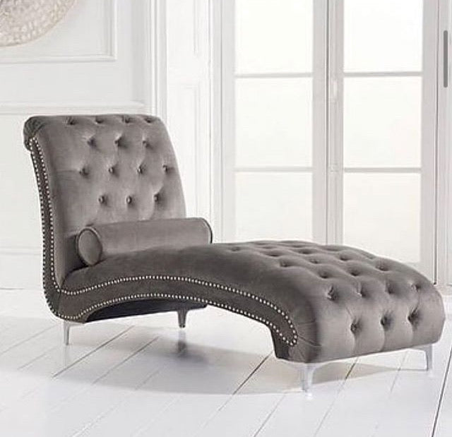 Chaise Lounge